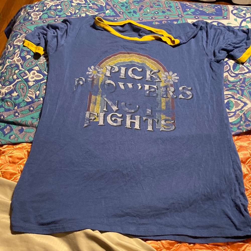 PICK FLOWERS NOT FIGHTS tee